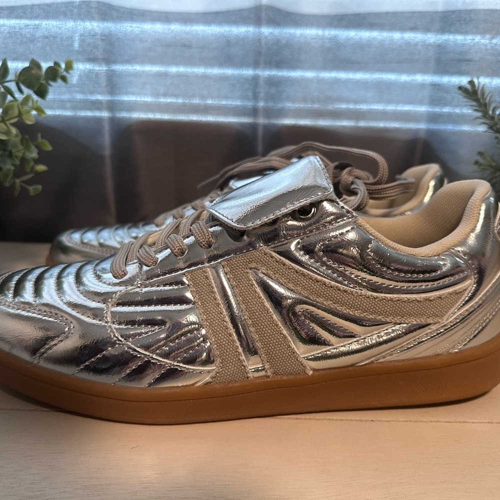 Steve Madden Metallic Silver Lace-Up Sneakers